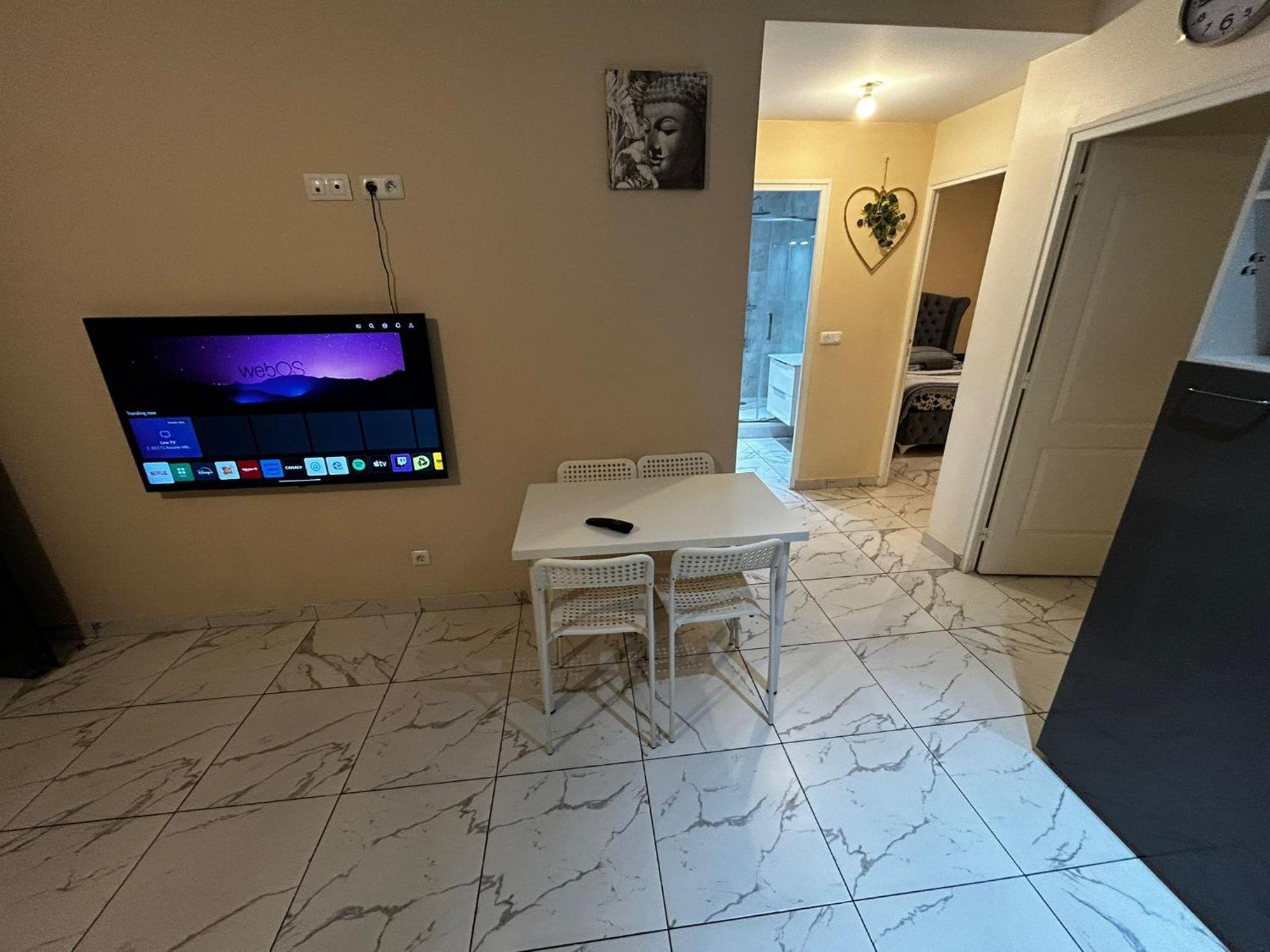 Appartement Masion Belle Vue à Sarcelles Extérieur photo